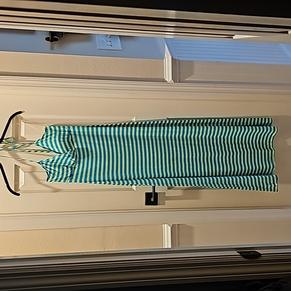 NWOT TShirt Material Maxi Dress with padded bra